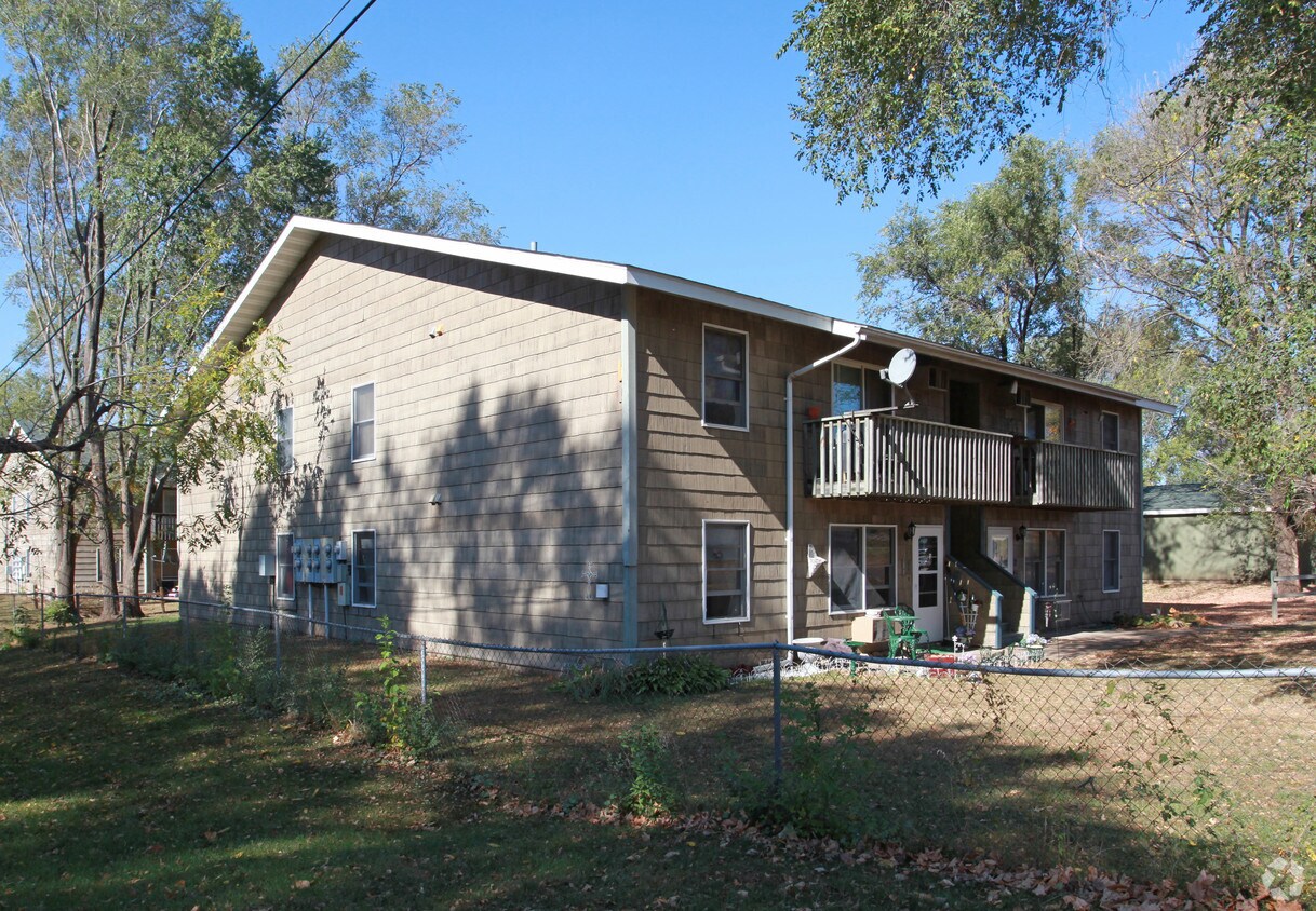 1115 Hampshire St, Prescott, WI 54021 Apartments in Prescott, WI