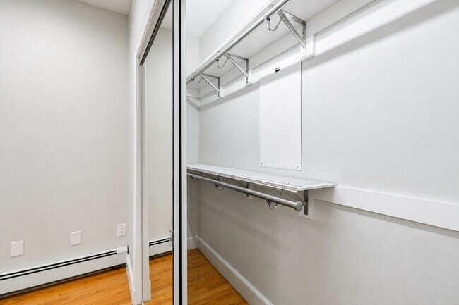 Foto del edificio - 77 Easton St