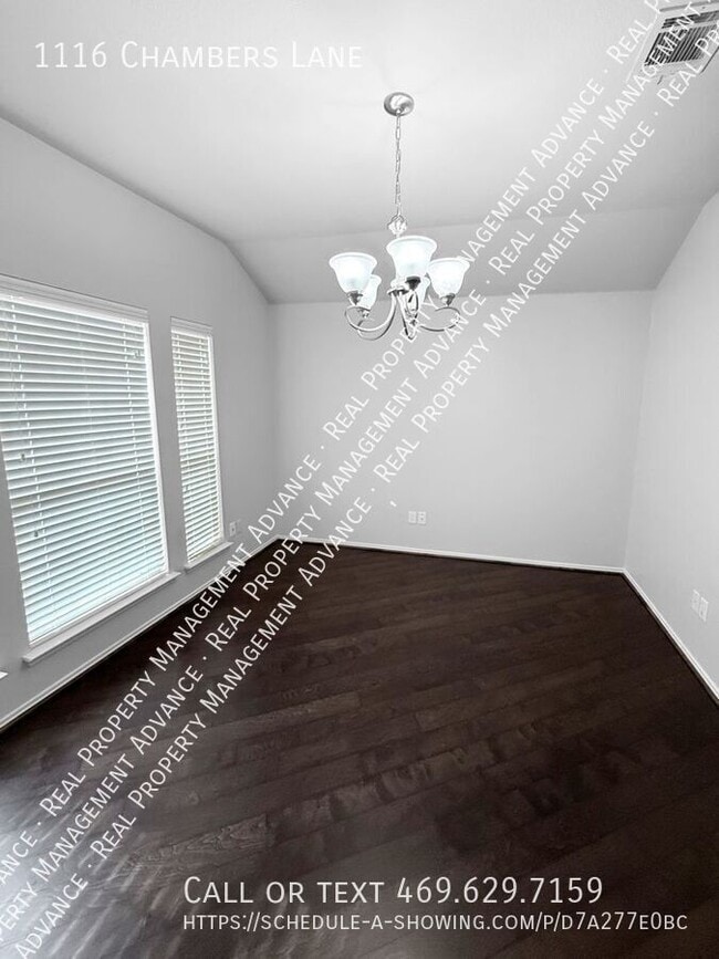 Foto del edificio - 1116 Chambers Ln