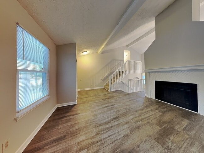 Building Photo - 6305 Beaver Creek Trail