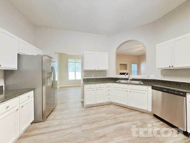 Foto del edificio - 314 McGinn Grove Dr