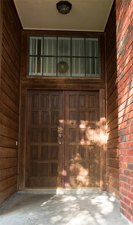Foto del edificio - 16422 Leamington Ln