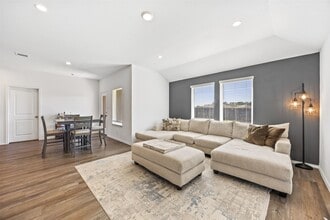 Building Photo - 14200 Yellow Jacket Ct