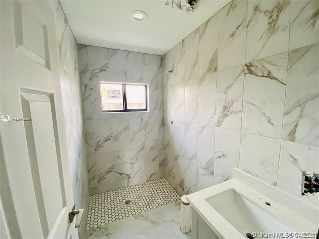 Foto del edificio - 11920 SW 212th St