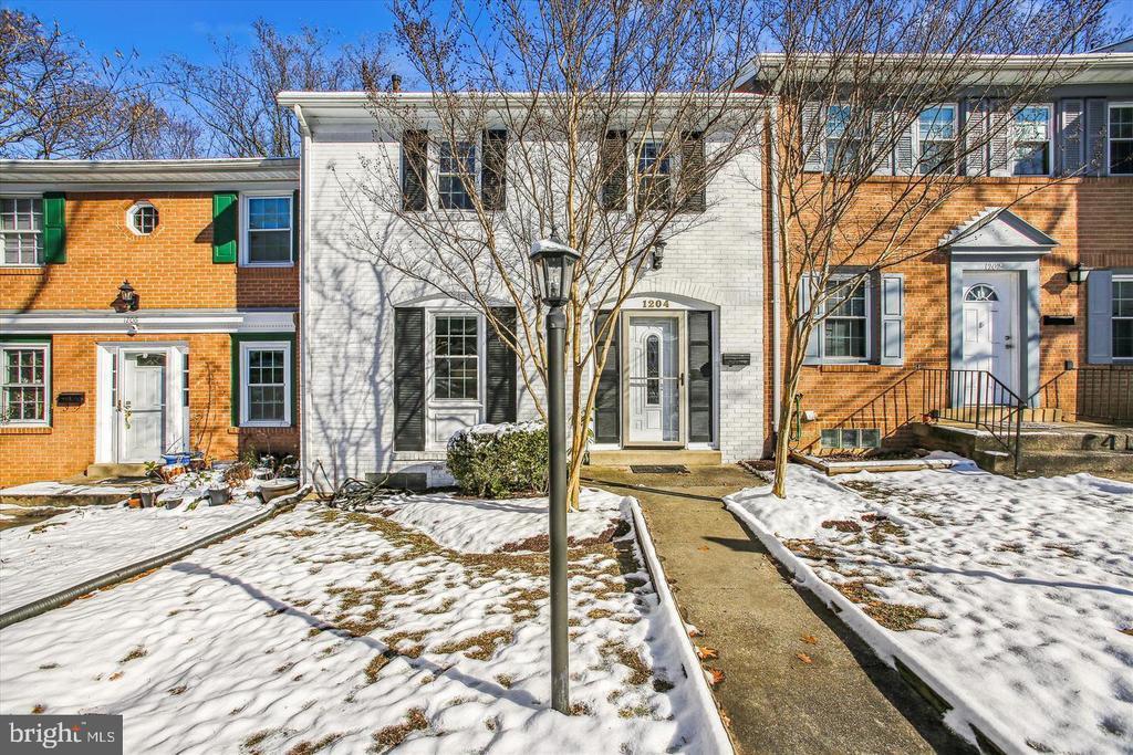 Foto principal - 1204 Fox Run Pl