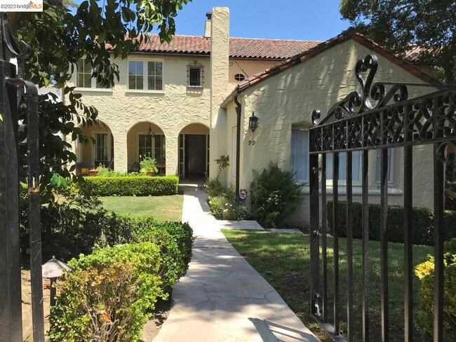 Building Photo - 99 Lafayette Ave