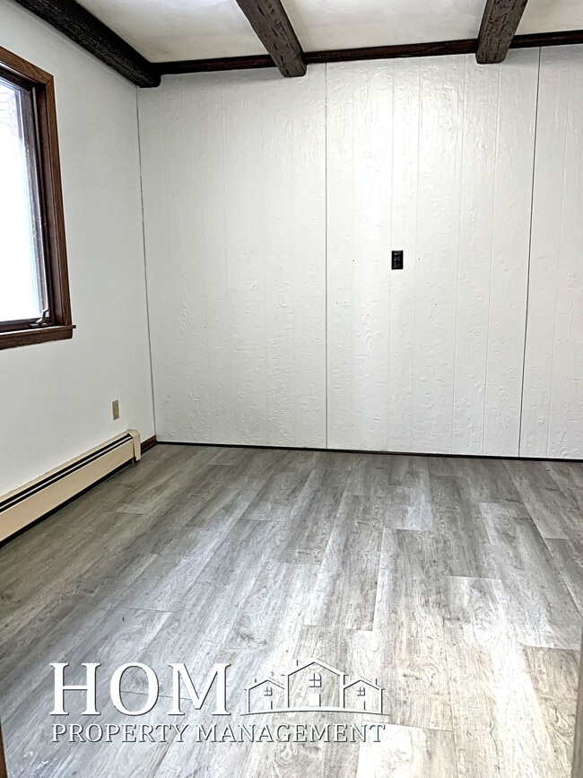 Foto del edificio - 516 3rd St NE