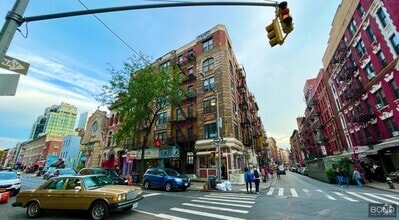 Building Photo - 369 Broome St