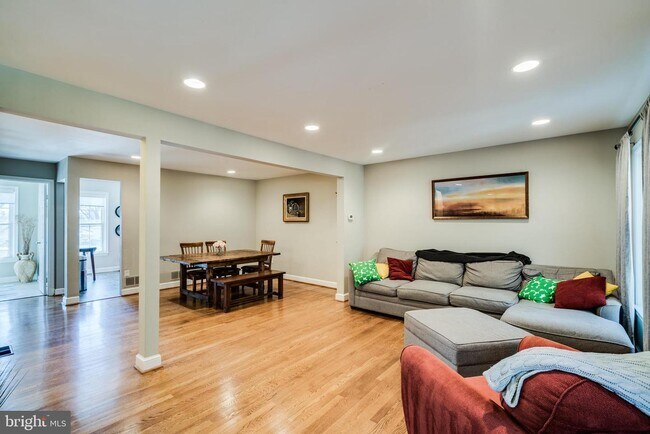 Foto del edificio - 2322 Sanford St
