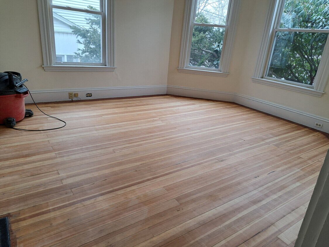 Foto principal - 14 Bellevue Ave