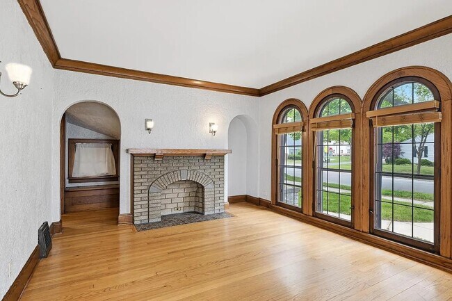 Foto del edificio - 3307 S Springfield Ave