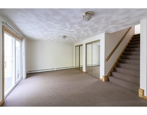 Building Photo - 35 Rosewood Dr