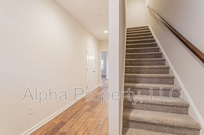 Foto del edificio - 108 Sweet Almond Ct
