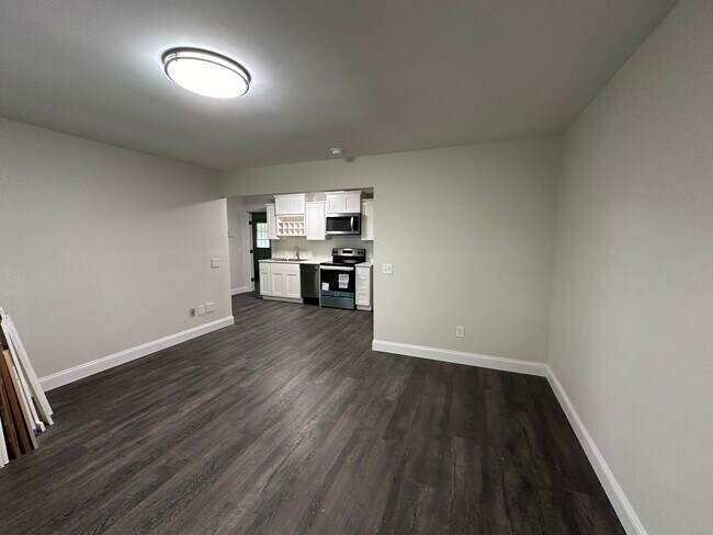 Foto del edificio - 320 Hillview Pl