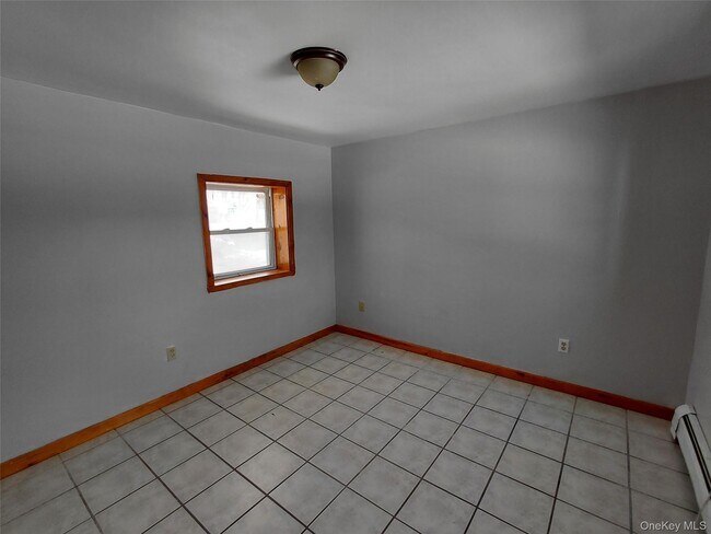 Foto del edificio - 2095 Ulster Ave