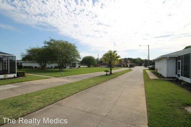Building Photo - 3 br, 2 bath House - 2965 Poplar Ave