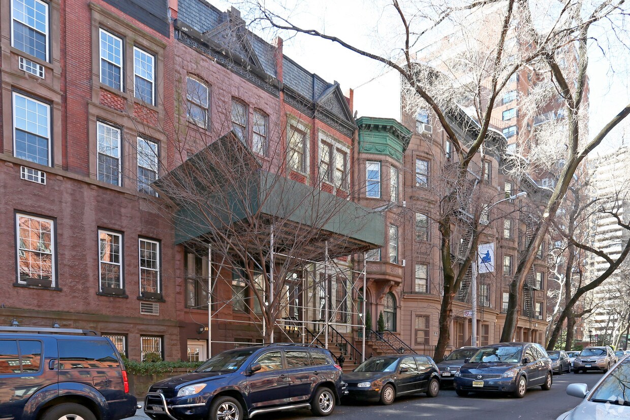 Foto del edificio - 44 W 94th St