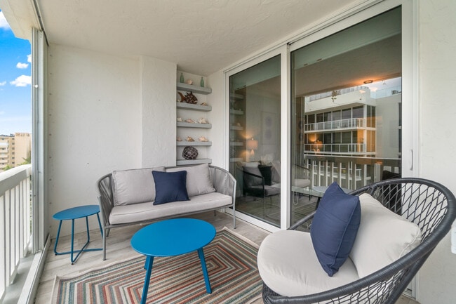 Building Photo - 3570 S Ocean Blvd