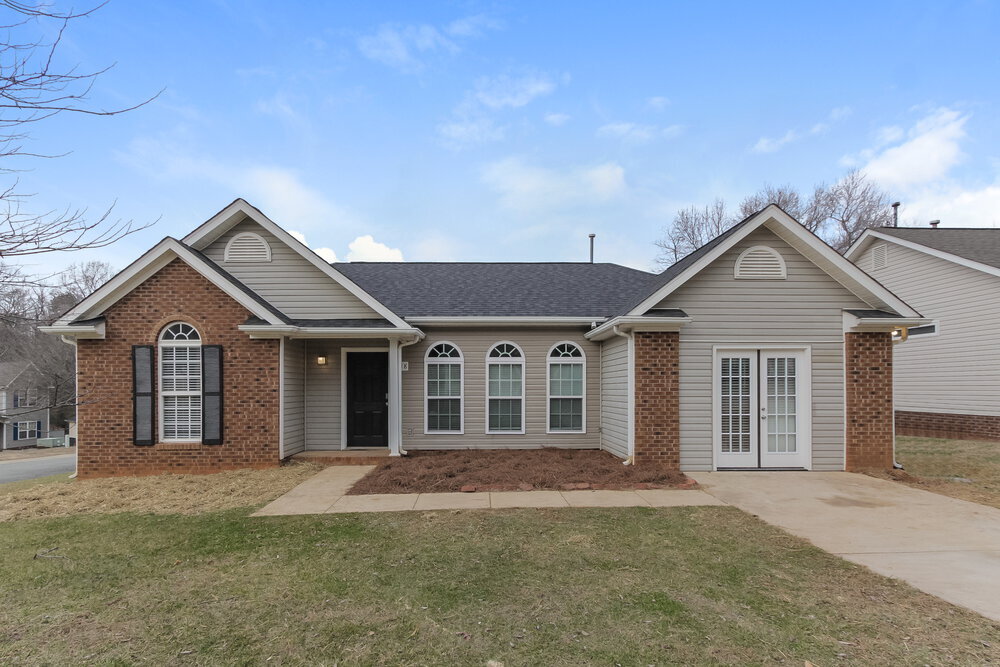 Foto principal - 7218 Kavan Hunter Dr