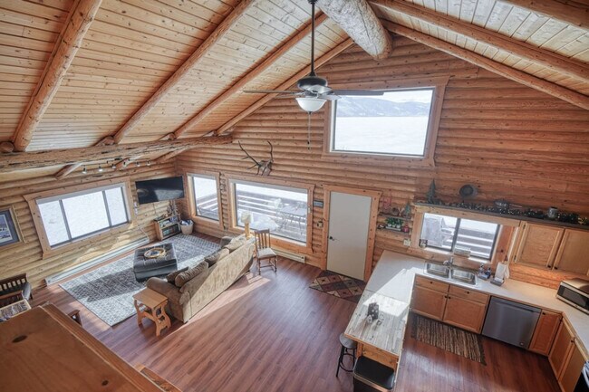 Foto del edificio - 5406 Henrys Lake Rd