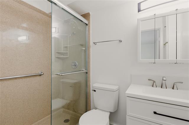 Foto del edificio - 7937 Royal Ln