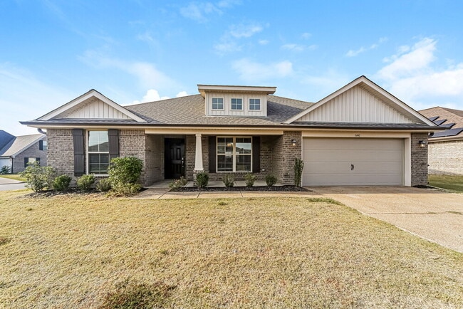 Building Photo - 3441 Sabra Ln