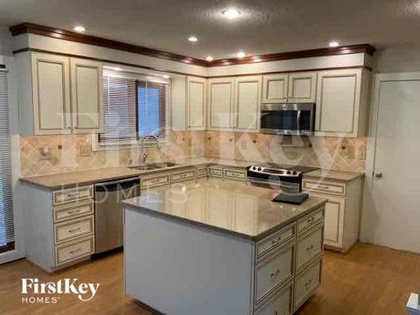 Foto del edificio - 8832 Belhaven Ct