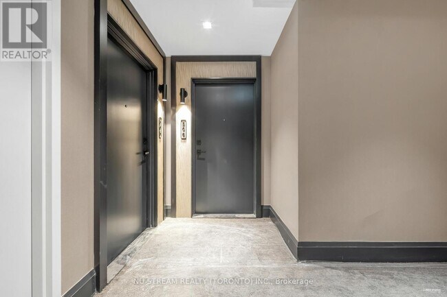 Building Photo - 36 Olive Ave