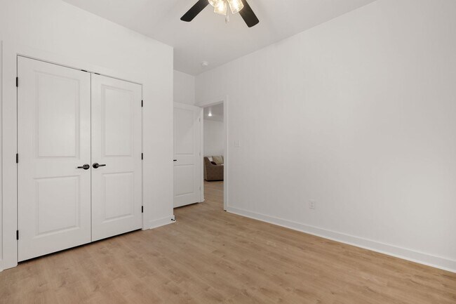 Foto del edificio - Brand New Duplex, 3 Bedroom, Off Chad Coll...