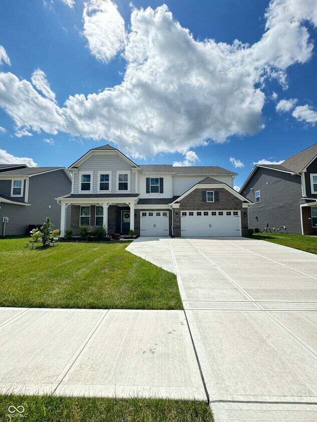 Primary Photo - 8861 Springbrook Dr