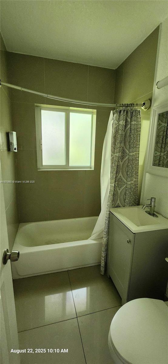 Foto del edificio - 9800 E Bay Harbor Dr
