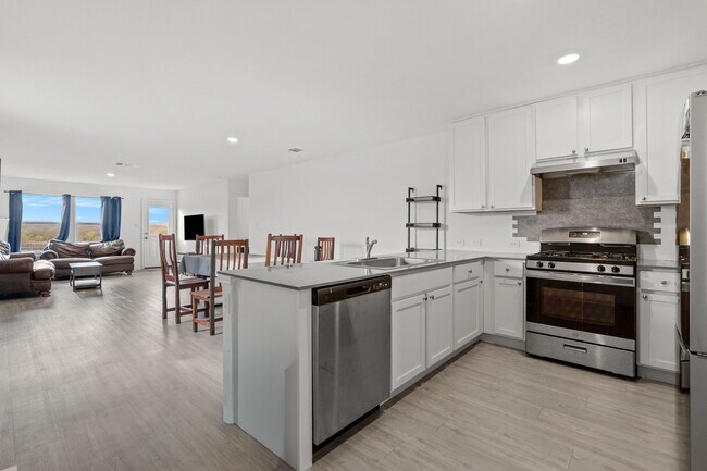 Building Photo - 7235 Eclipse Pl