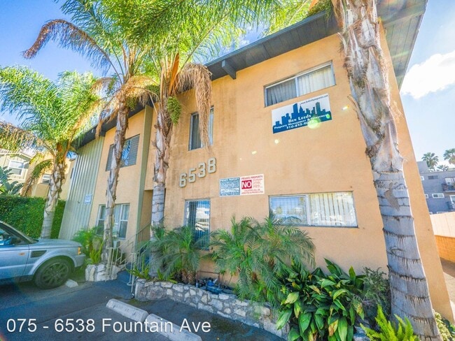 Building Photo - 6538 Fountain Ave