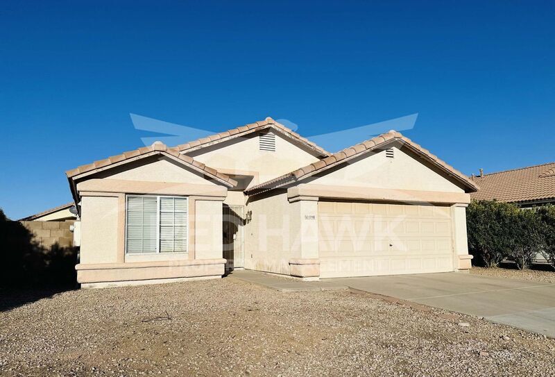 Primary Photo - 1798 E Carla Vista Dr