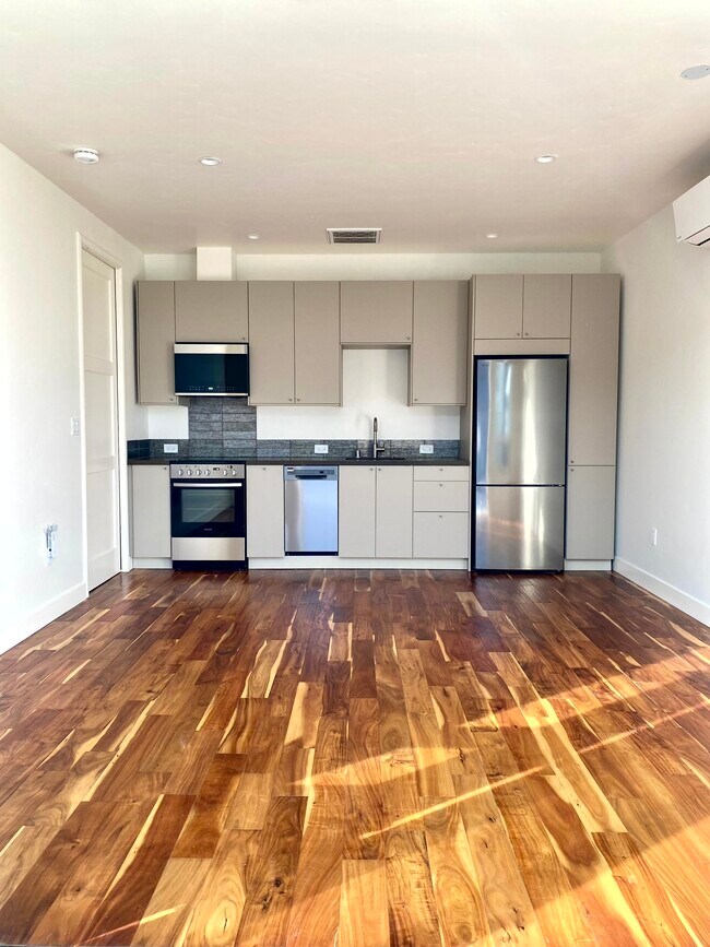 Foto del edificio - 4634 Alma Ave