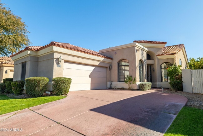 Building Photo - 8253 E Cortez Dr