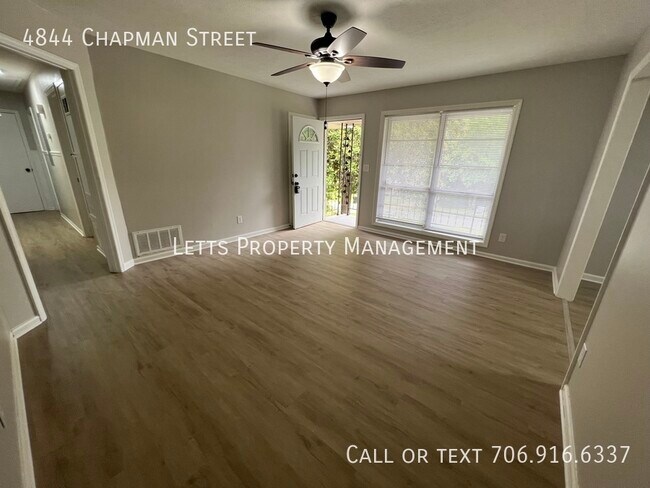 Building Photo - Cute Cozy Home READY FOR MOVE IN!