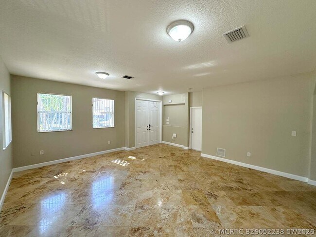 Building Photo - 17717 SW 135th Ct