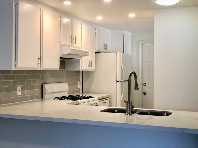 Remodeled kitchen - 3729 69th St