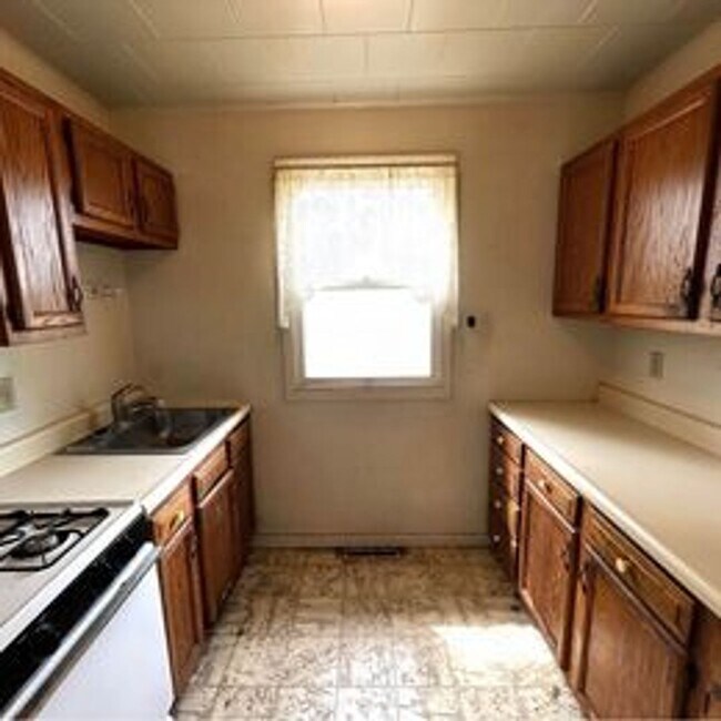 Photo - 2811 IA-1 House