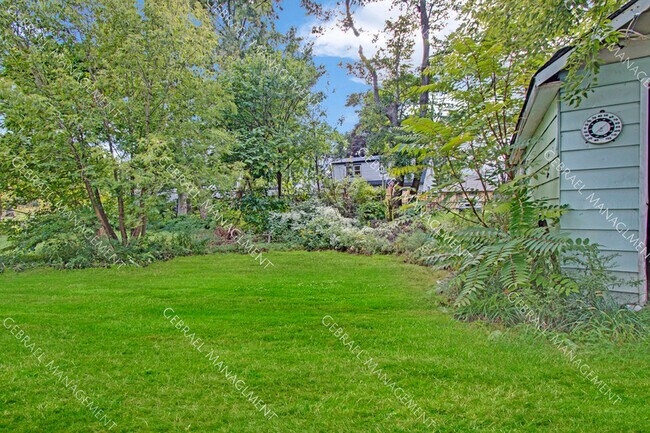 Building Photo - 3709 Leerda St