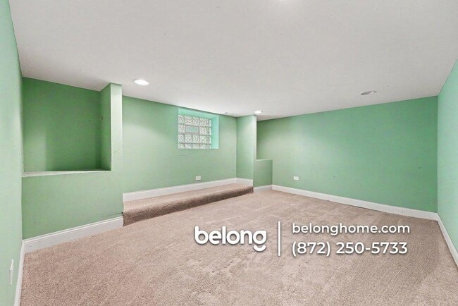 Building Photo - 1718 W 106th Pl