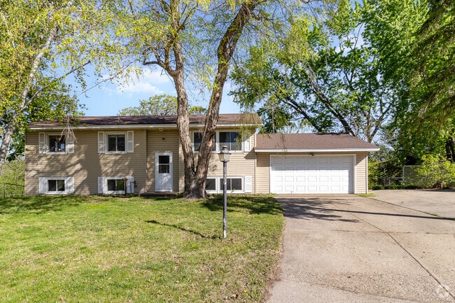 Building Photo - 3937 Pumice Ct