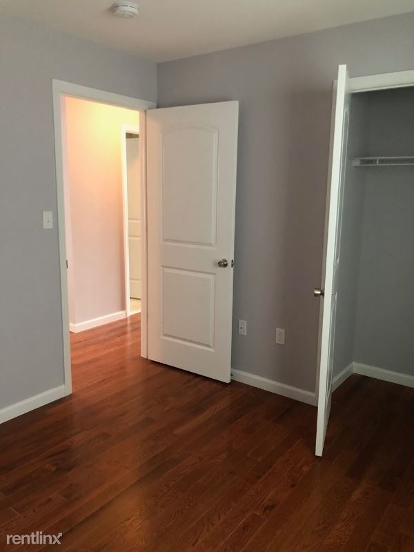 Building Photo - 3 br, 2 bath Apartment - 21 N 7th St 2 Unit 2