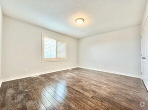Building Photo - 89 Willow Ln
