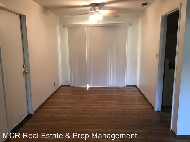 Building Photo - 60 W Churchill St