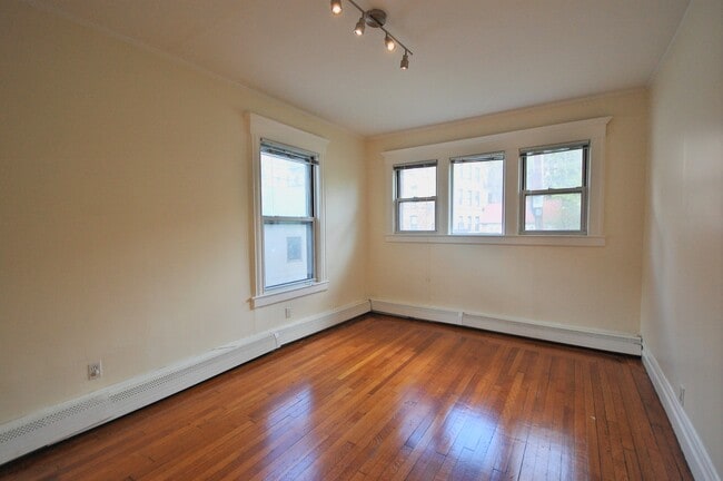 Master Bedroom - 251 W 261st St