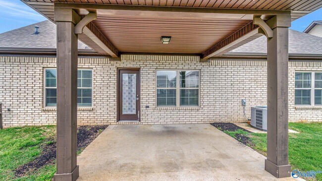 Foto del edificio - 110 Barn Trail Way