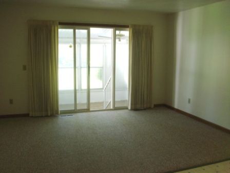 Building Photo - 5148 Green Meadow Rd