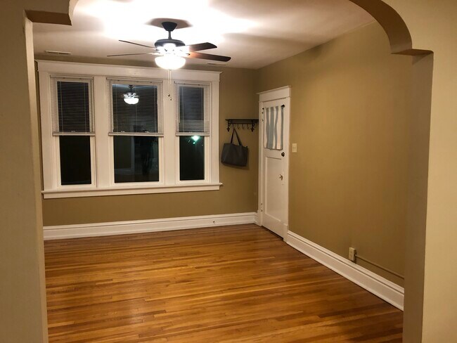 Front door - 7233 W Park Ave